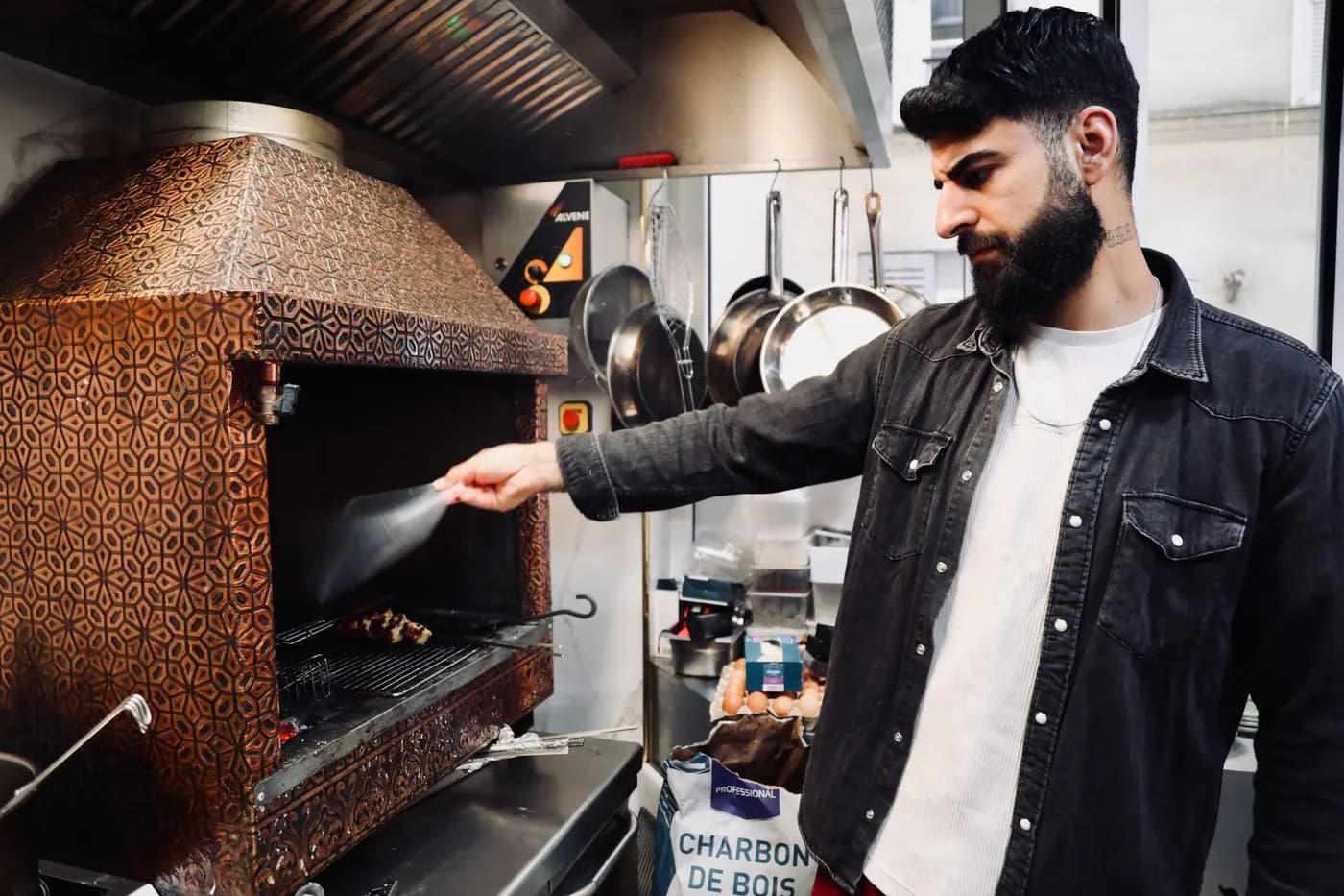 Cooking masterclass with an experienced chef