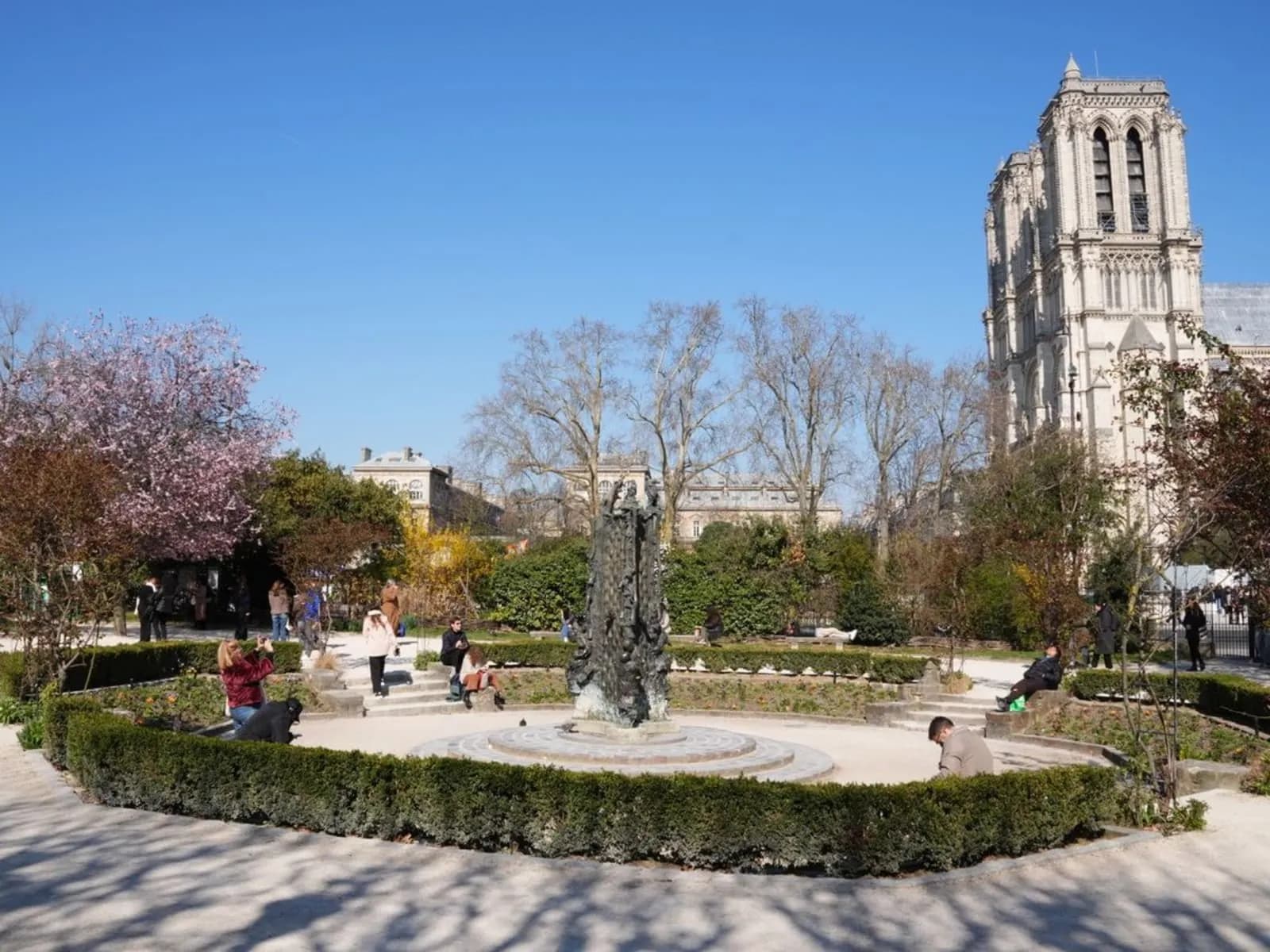 Treasure hunt in the Latin Quarter