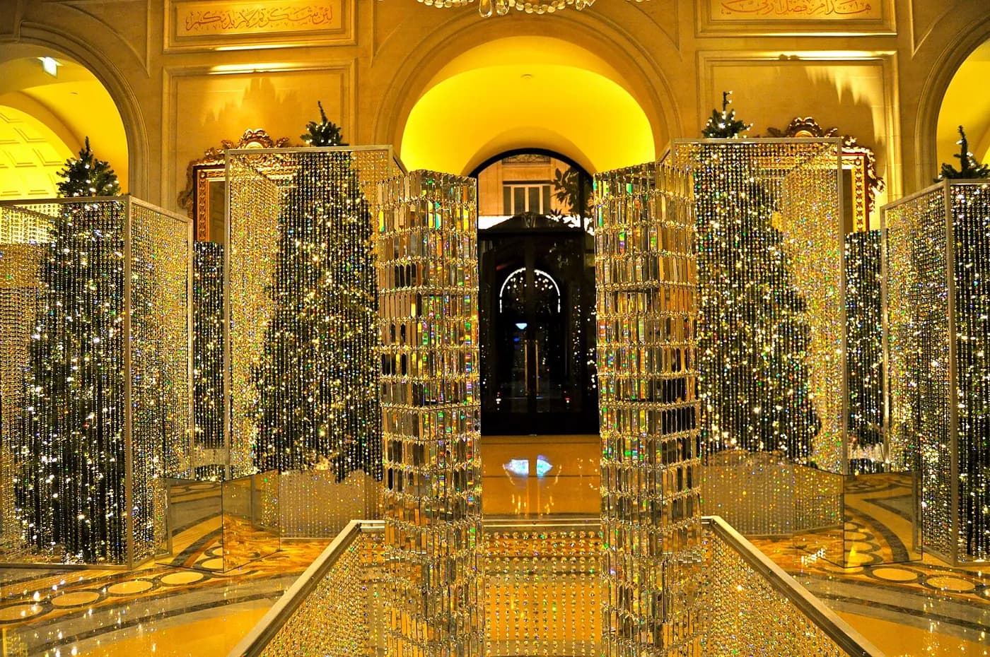 Four Seasons Hotel George V, Paris