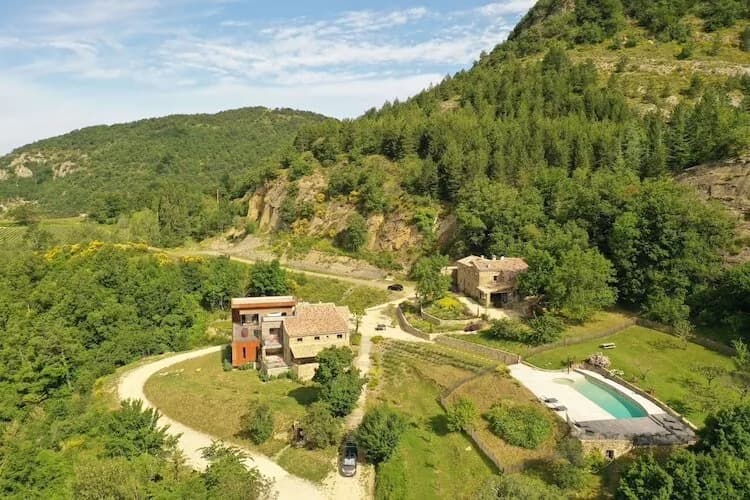 Exterior view of Mas des Lavandes, a private estate for groups in its grounds, Drôme, south of Valence