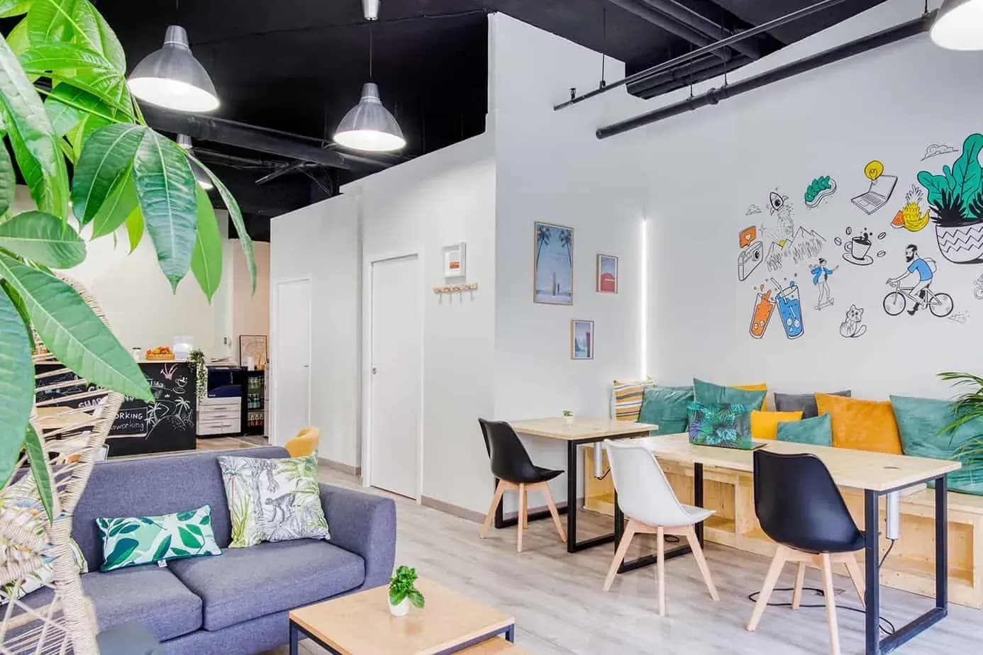 Eco Co-Working Space, Rue Amelot, main room view