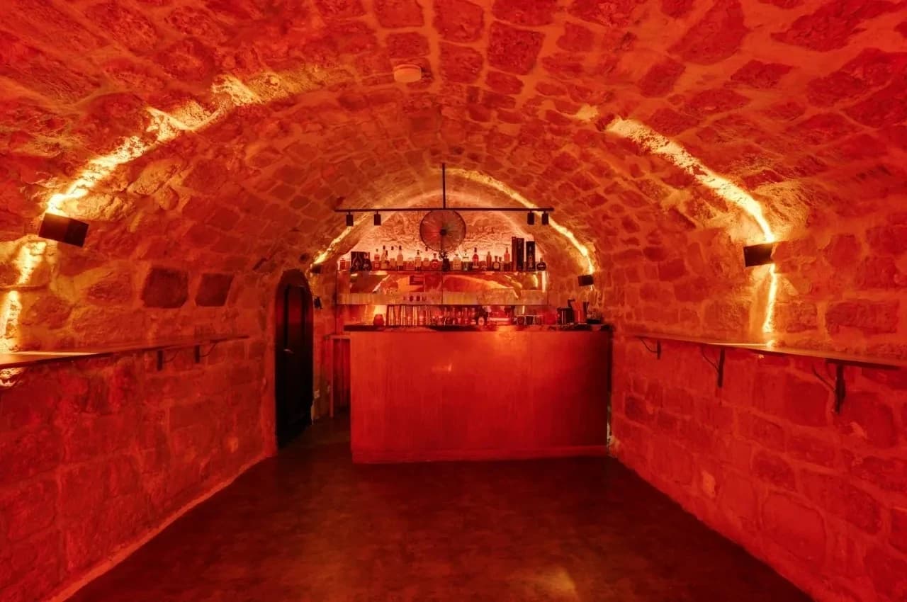Utopia, unconventional event venue for corporate events in Paris 1er, up to 150 guests