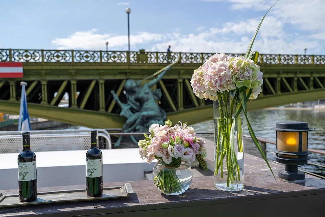 Bateau River Palace, group dining and private event venue in Paris 15e, Paris – ambience