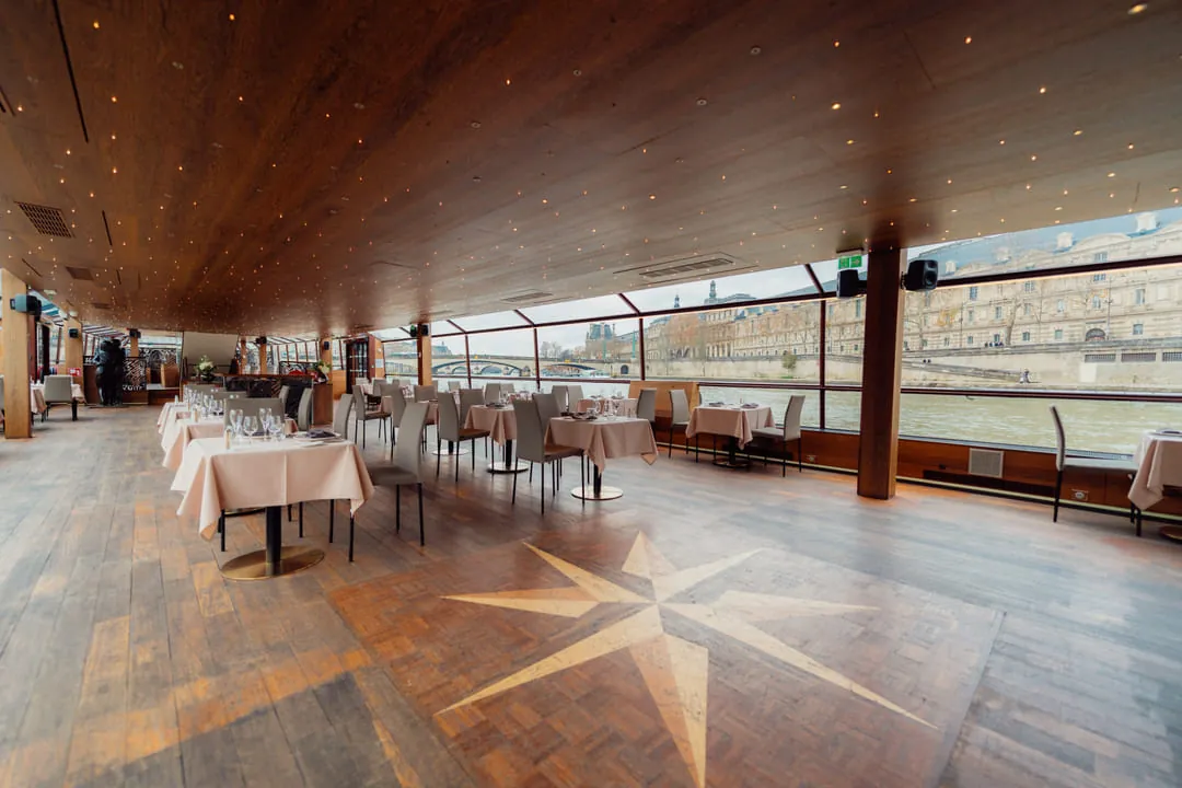 Bateaux-Mouches La Patache, group dining and private event venue in Paris 8e, Paris – interior view