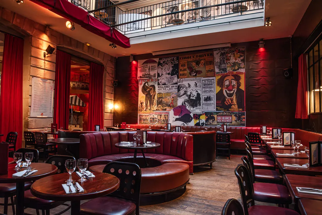 Le Cirque, group dining and private event venue in Paris 4e, Paris – reception setup
