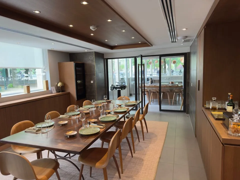 Le Pavillon Elysée Té, group dining and private event venue in Paris 8e, Paris – interior view
