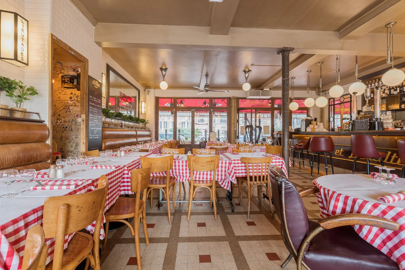 Les Deux Stations, group dining and private event venue in Paris 16e, Paris