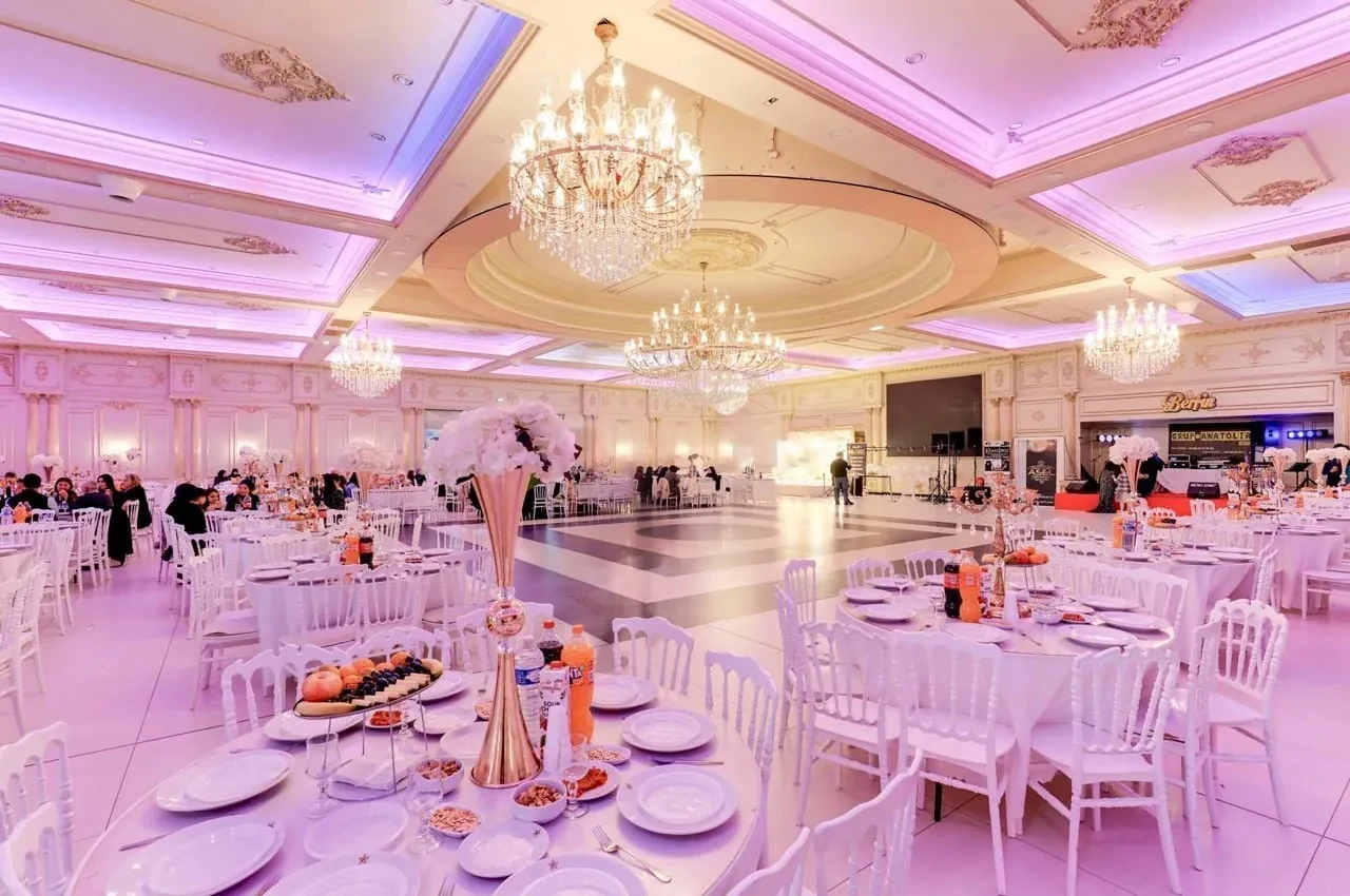 Berfin Palace, luxury event venue for corporate events in Fleury-Mérogis (Essonne), Paris area, up to 1000 guests