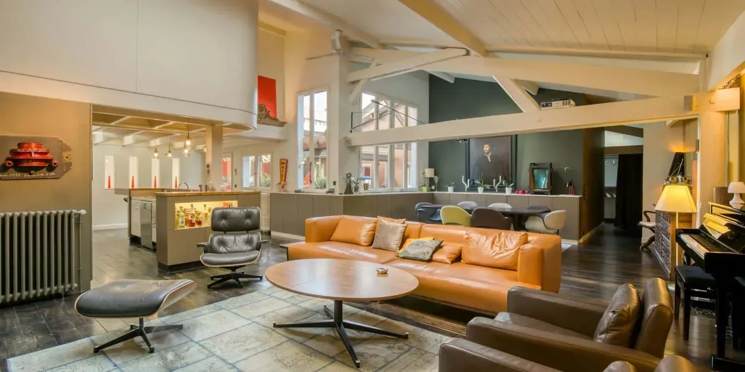 Loft with Terrace, Cité de la Roquette: interior and atmosphere, Paris 11e