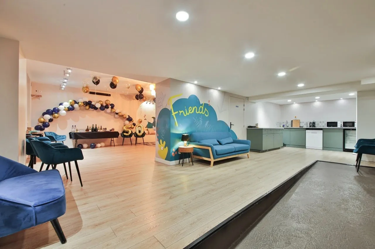 Friends Vaugirard: interior and atmosphere, Paris 15e