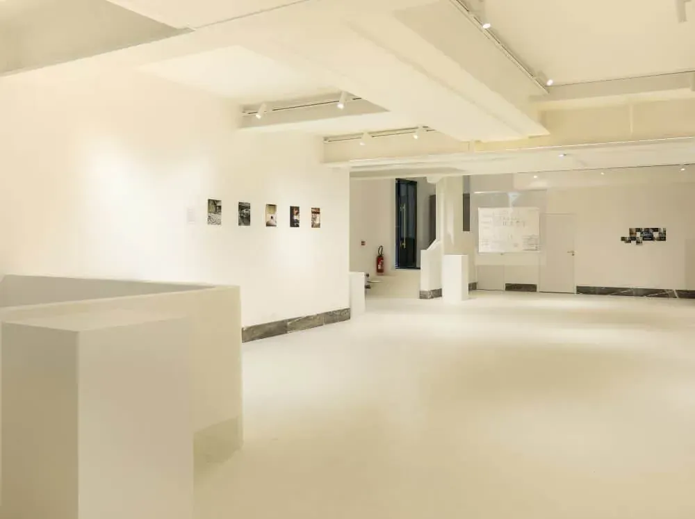 Industrial Venue with Rooftop, Rue Frédéric Sauton: interior and atmosphere, Paris 5e