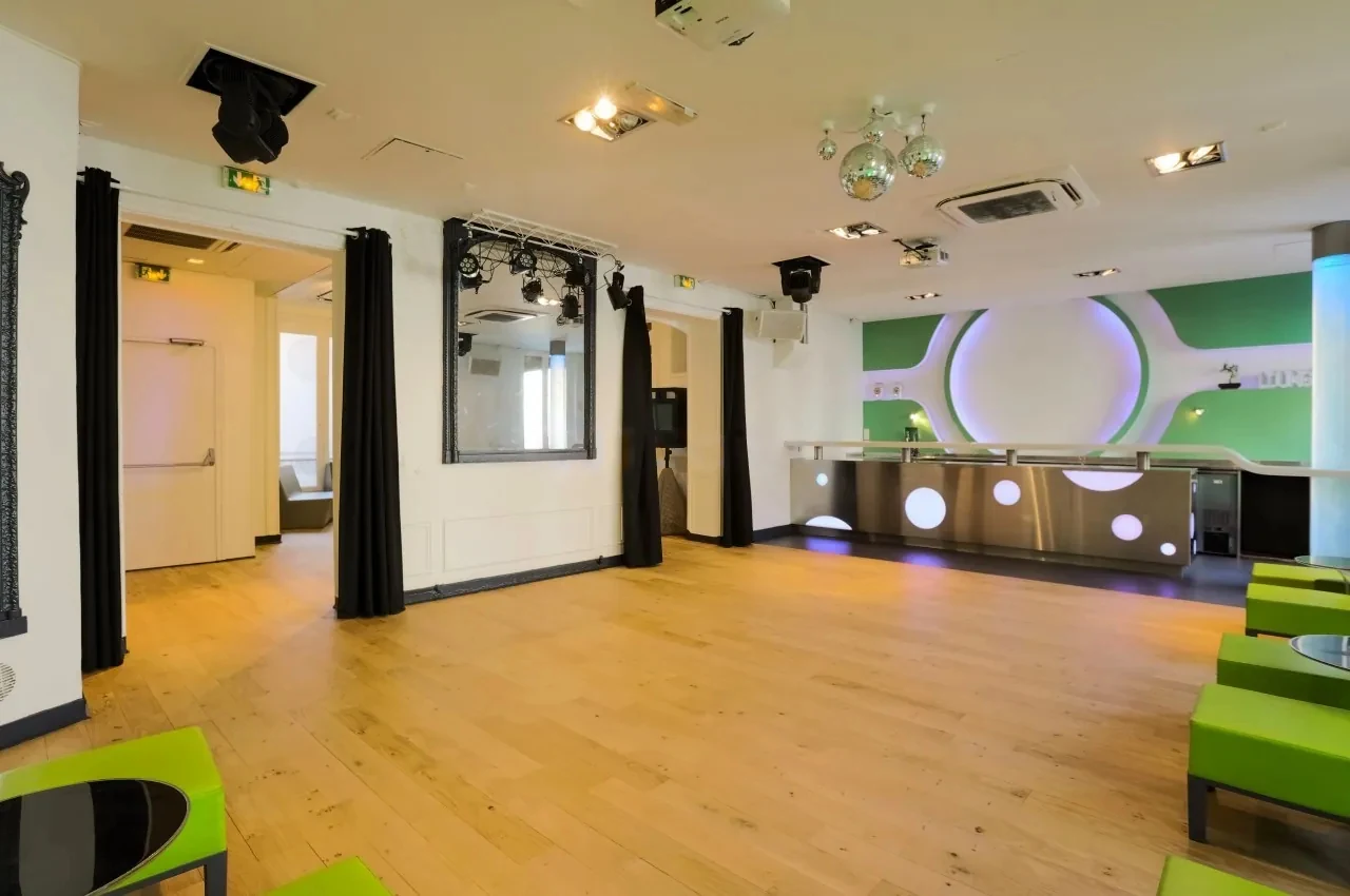 Les Salons Parisiens: reception and seminar venue in Paris 9