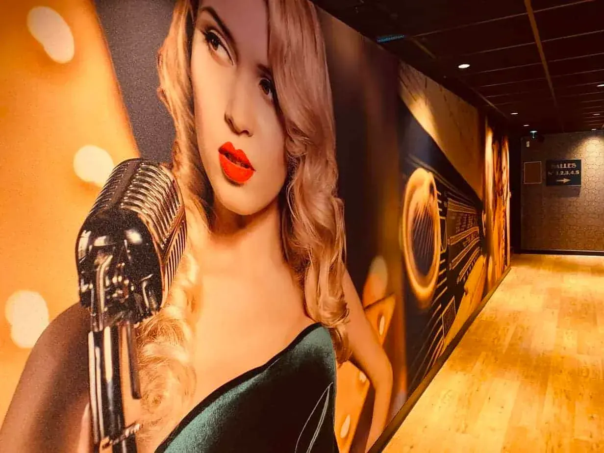Retro Music Lounge, Paris 17e: interior and atmosphere, Paris 17e